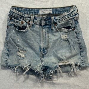 Abercrombie & Fitch Distressed Denim Shorts - Mom Short High Rise Curve Love